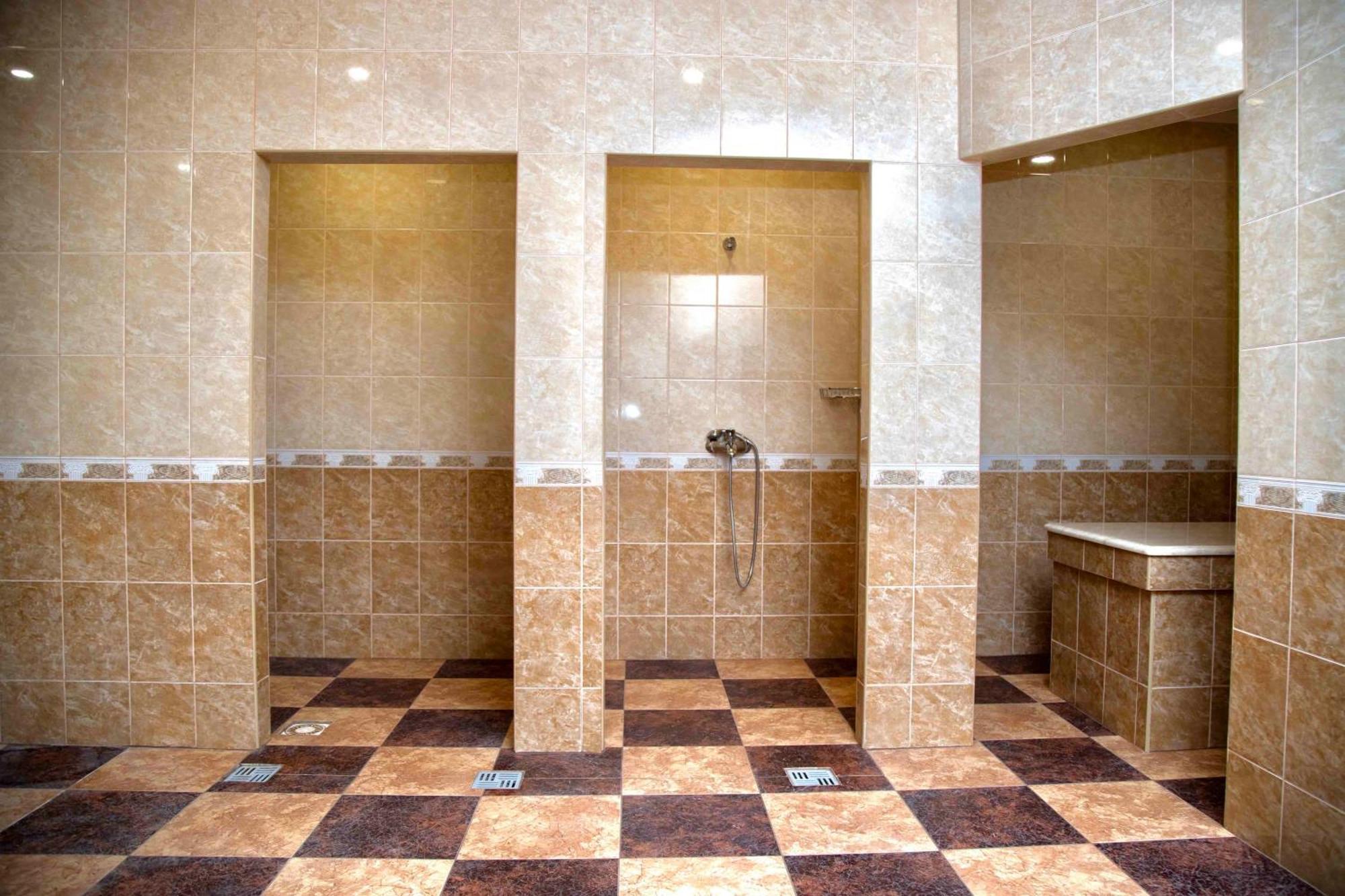 Вілія Hotel Lomacineţi Екстериор снимка